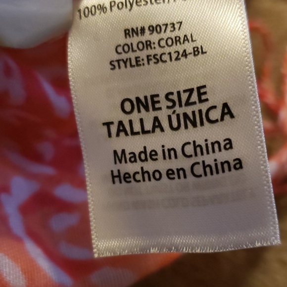 Various scarves - Picture 6 of 7